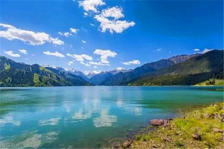 河南出发·新疆·北疆·伊犁·石河子·绿色草原·红色兵团·之旅双飞八日游-第2张图片-河南中青旅行社【官方网站】-郑州旅行社-河南中青旅官网-河南旅行社-河南出发-郑州出发，0371-88881500